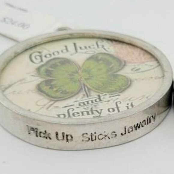 Good Luck Pendant - Picture 4 of 4
